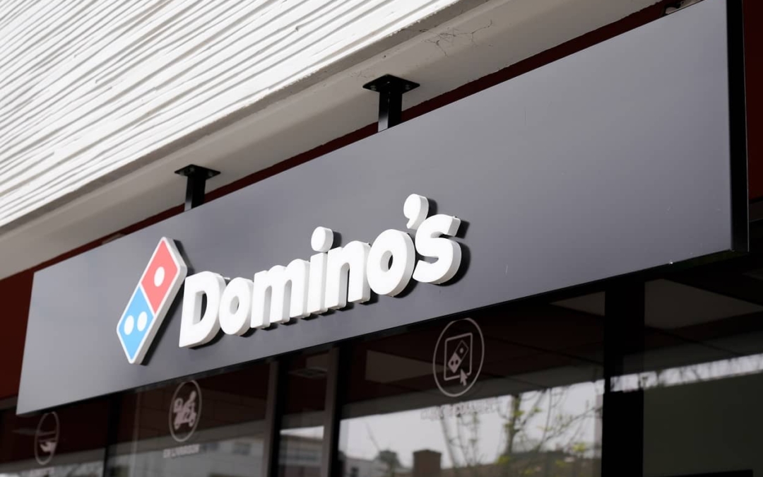 CarPlay : il est désormais possible de commander une pizza Domino’s depuis sa voiture