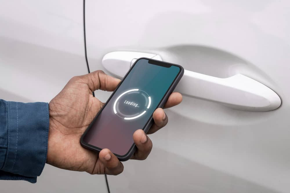 ouvrir voiture iphone car key